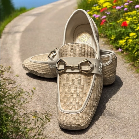 Vince Camuto Cream Gold Woven Loafer Like New! - Picture 8 of 10